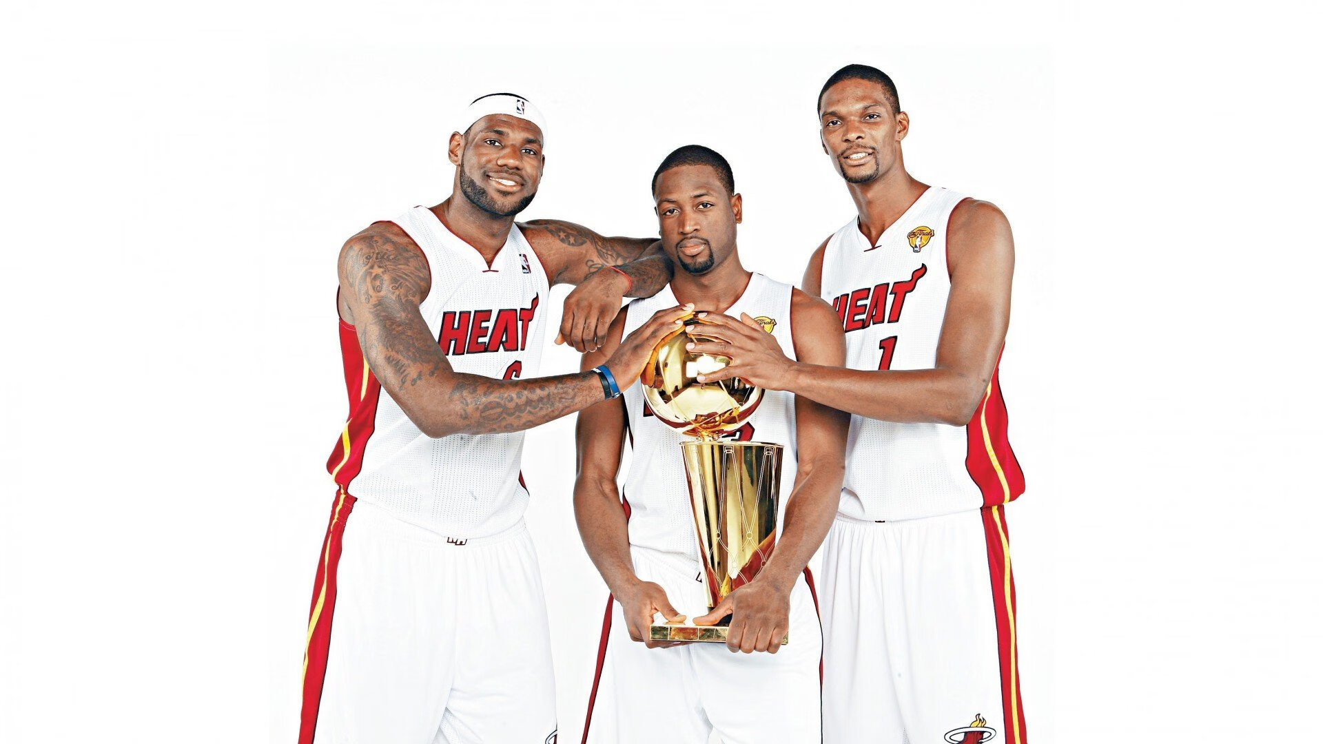 勇士大胜太阳,库里在比赛中扮演关键角色,勇士库里经典比赛